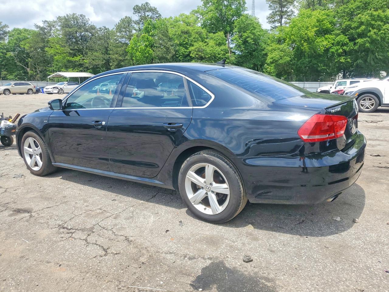 2015 Volkswagen Passat S - Фото 2