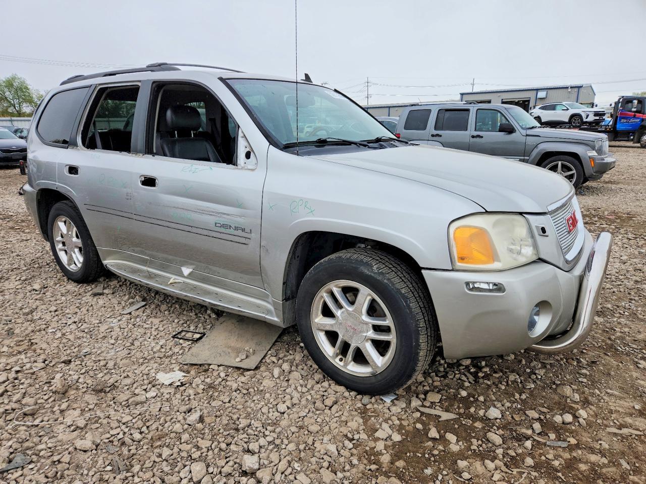 2008 GMC Envoy Denali - Фото 4