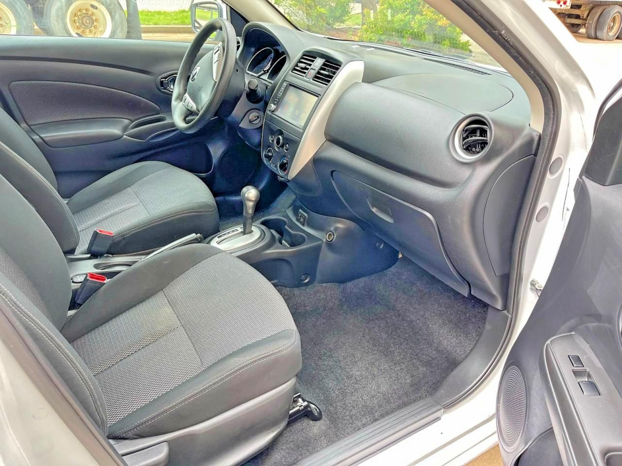 2019 Nissan Versa Sv - Image 5