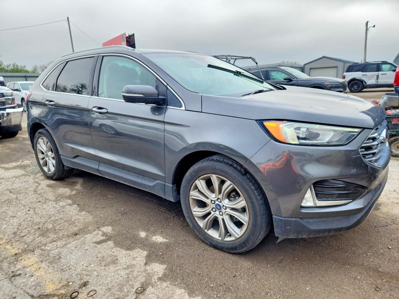 2019 Ford Edge Titanium - Фото 4