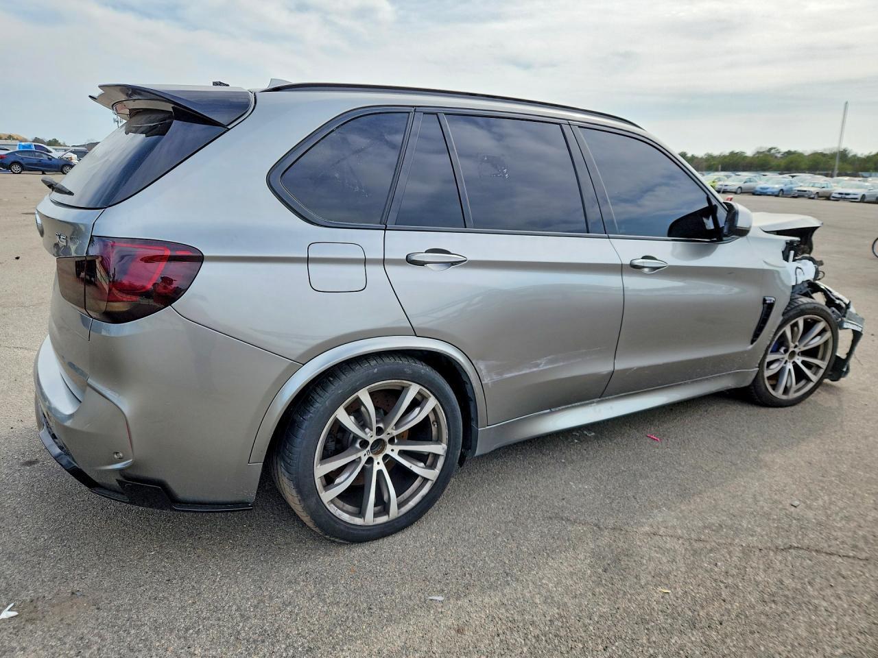 2016 BMW X5 M - Фото 3