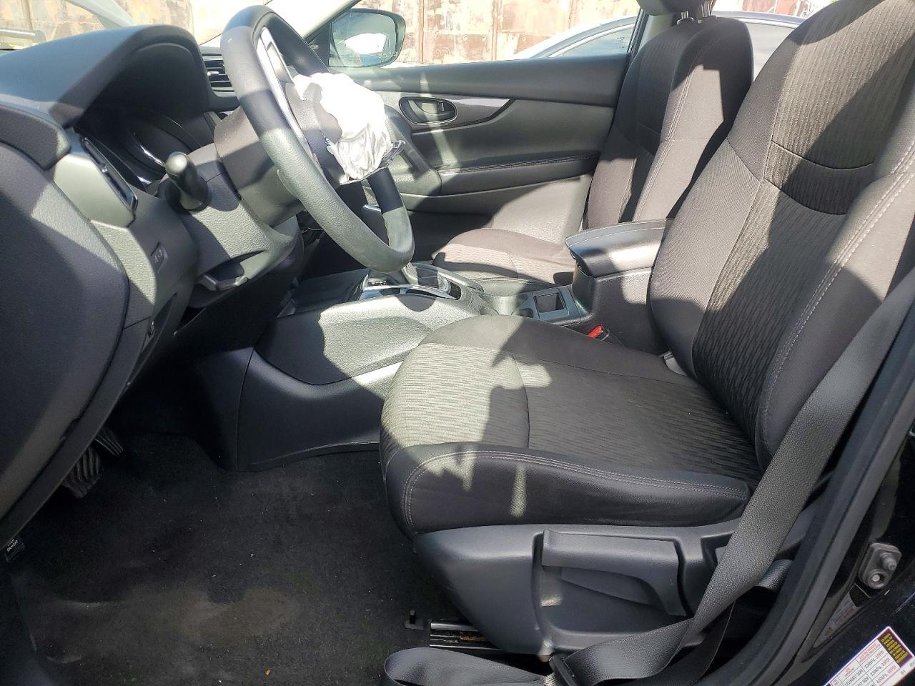2019 Nissan Rogue S - Image 7