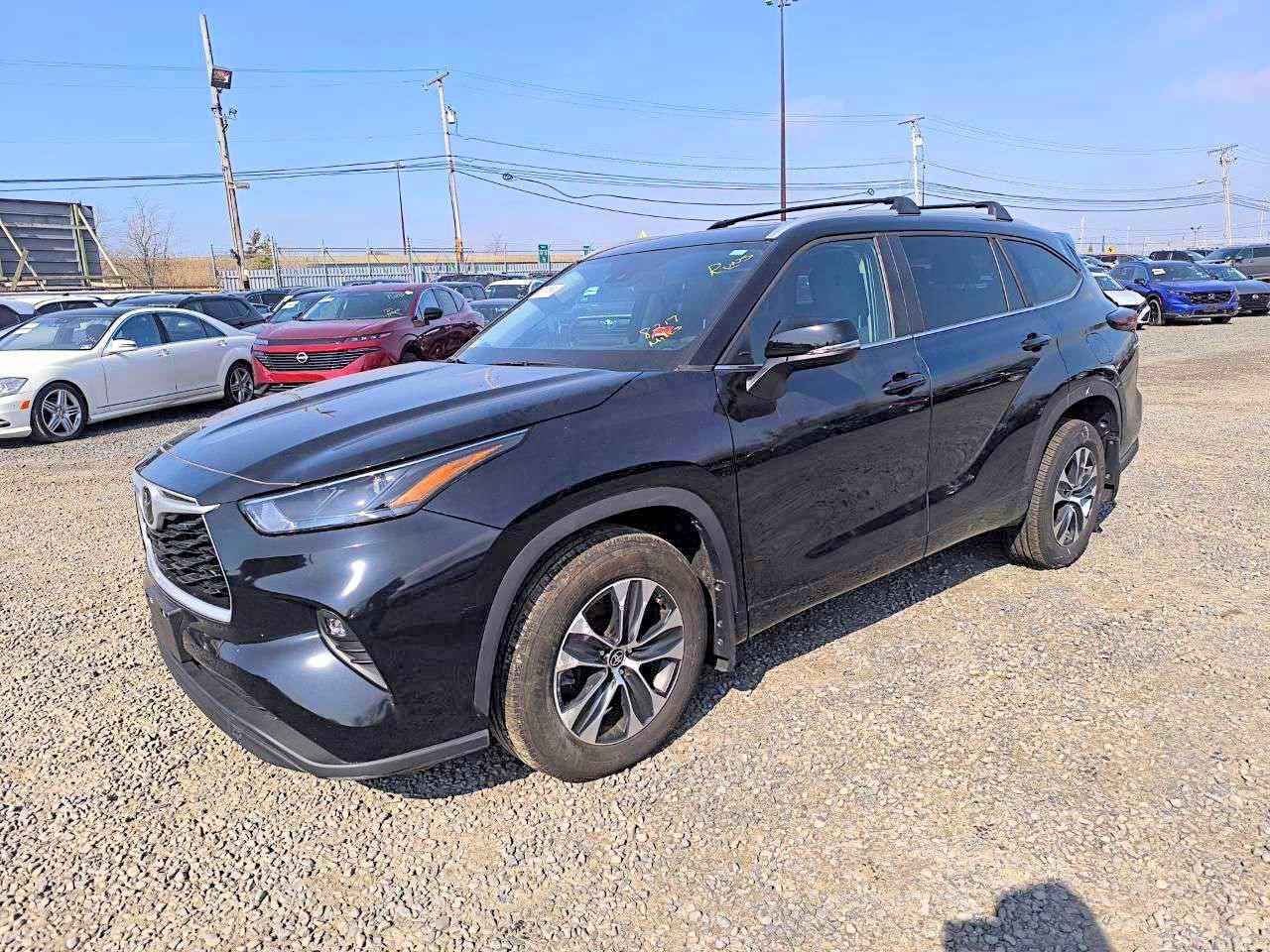 2024 Toyota Highlander Xle