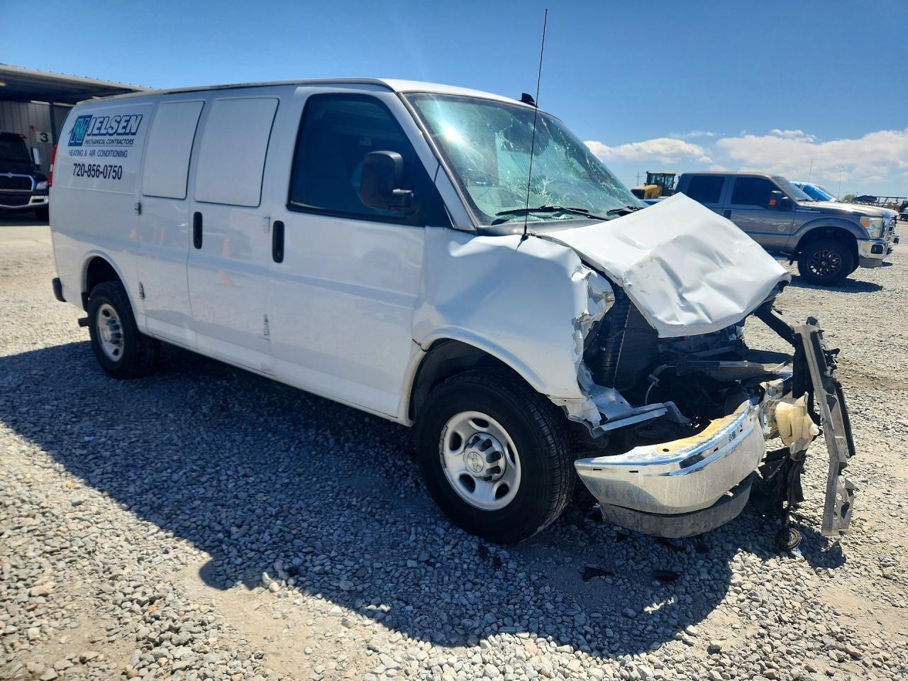 2021 Chevrolet Express G2500 - Фото 4