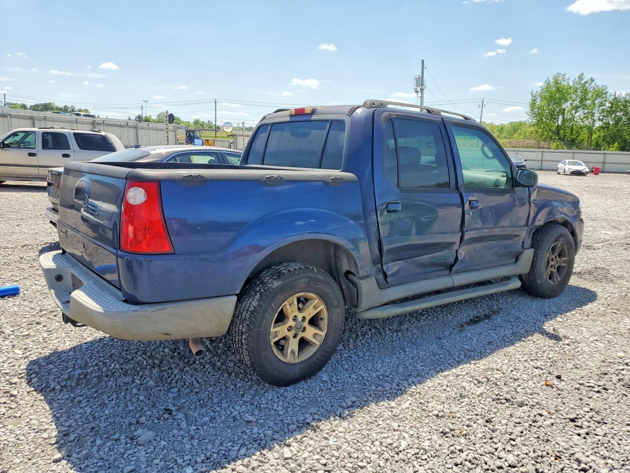 2005 Ford Explorer Sport Trac - Фото 3