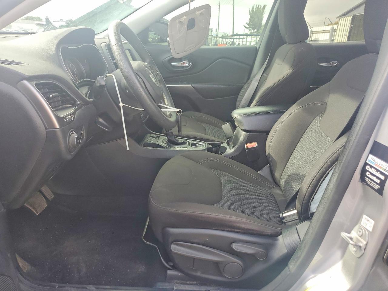 2019 Jeep Cherokee Latitude - Фото 7