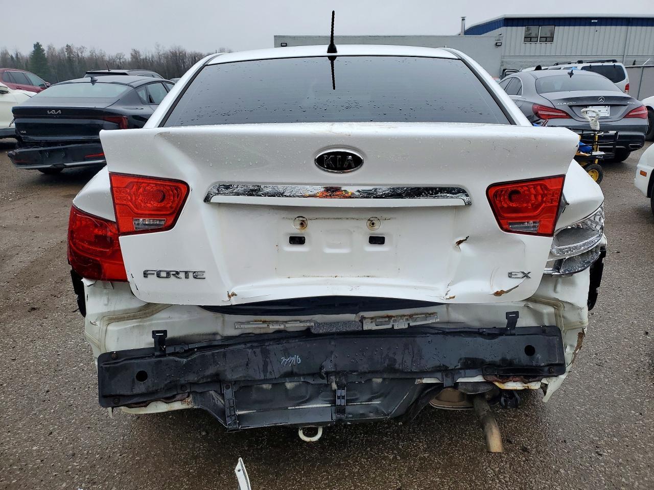 2012 Kia Forte - Фото 6