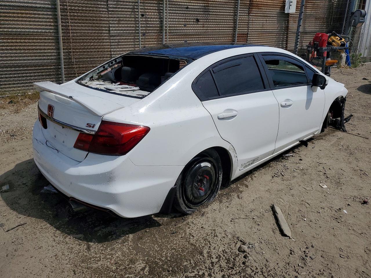 2015 Honda Civic Si - Фото 3