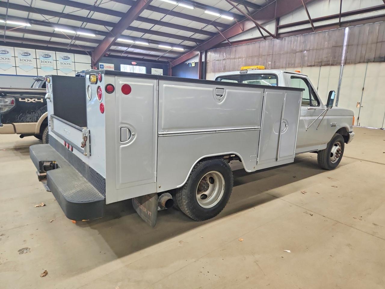 1990 Ford F350 - Фото 3