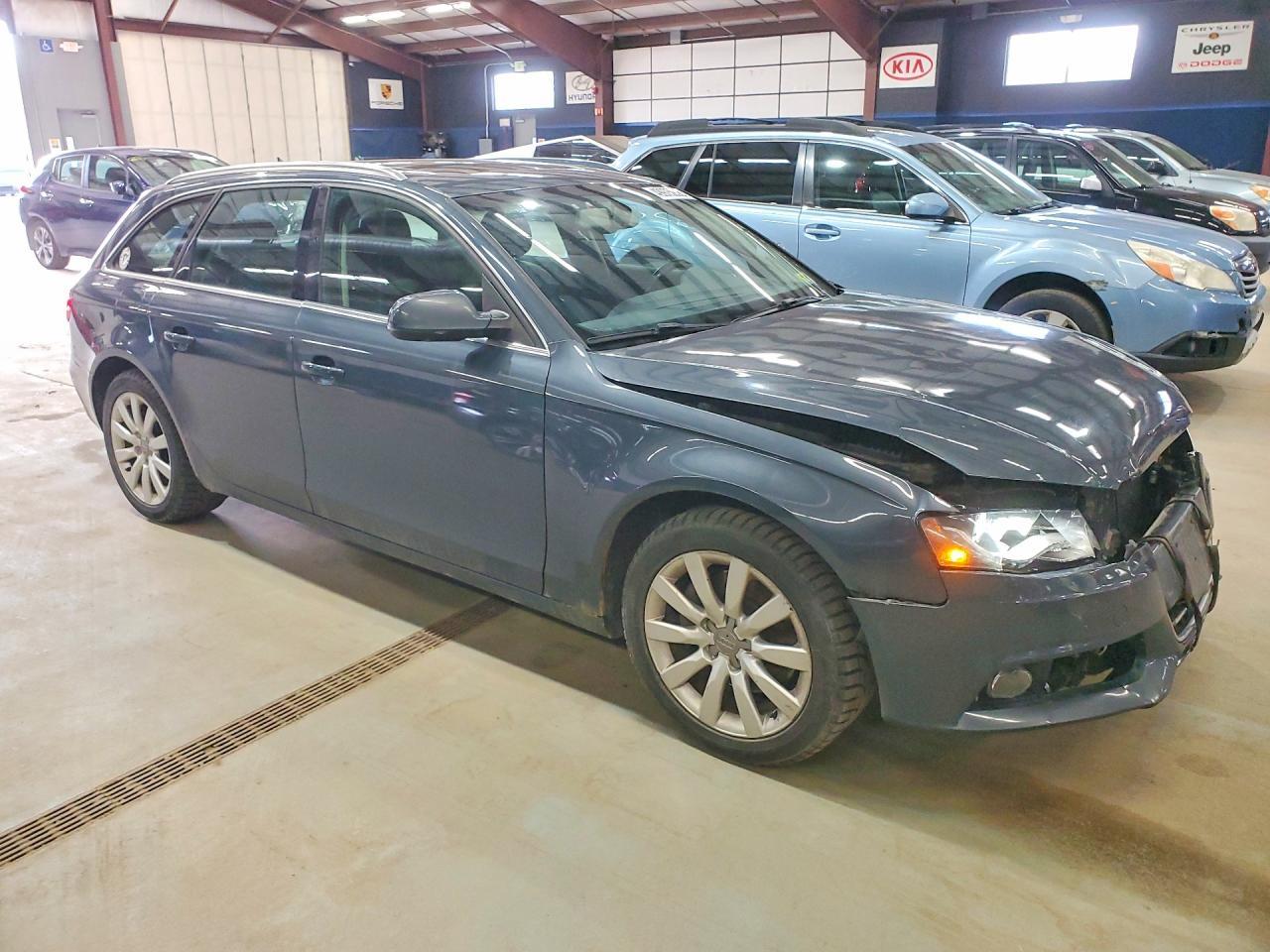 2011 Audi A4 Premium Plus - Фото 4