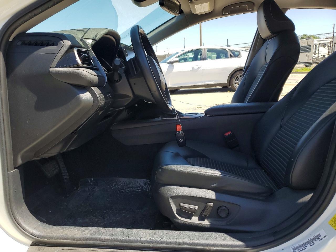 2021 Toyota Camry Se - Image 7