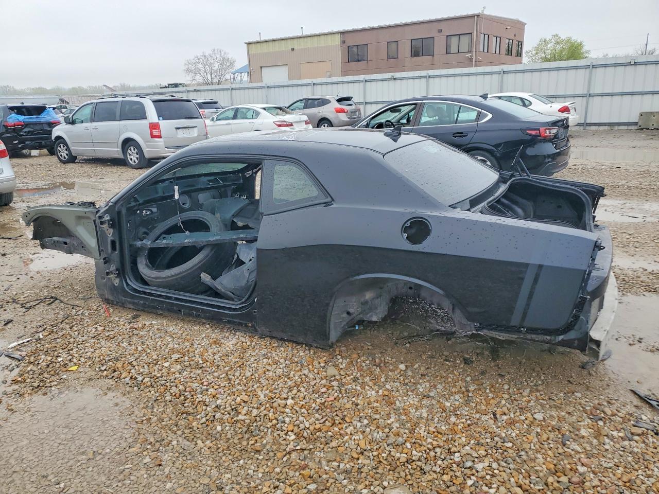 2015 Dodge Challenger R - Фото 2