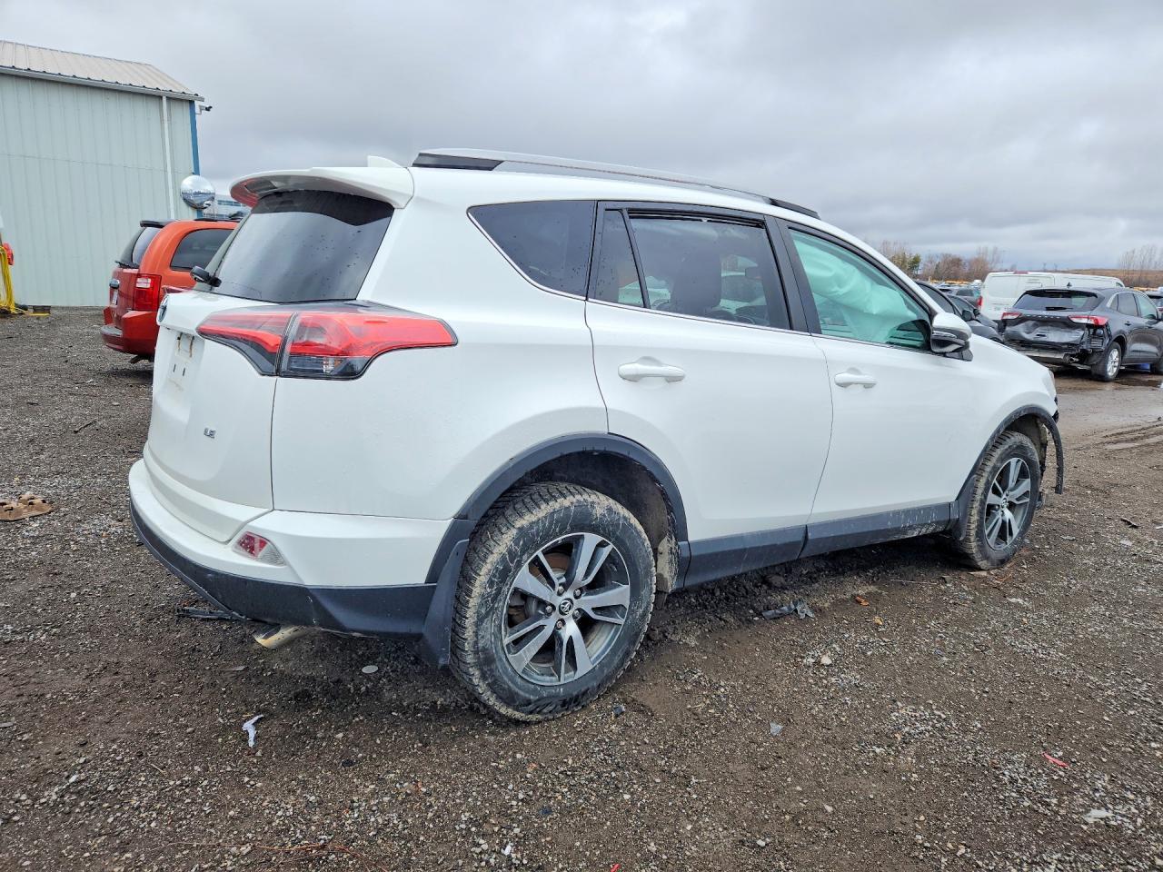 2018 Toyota Rav4 Le - Image 3