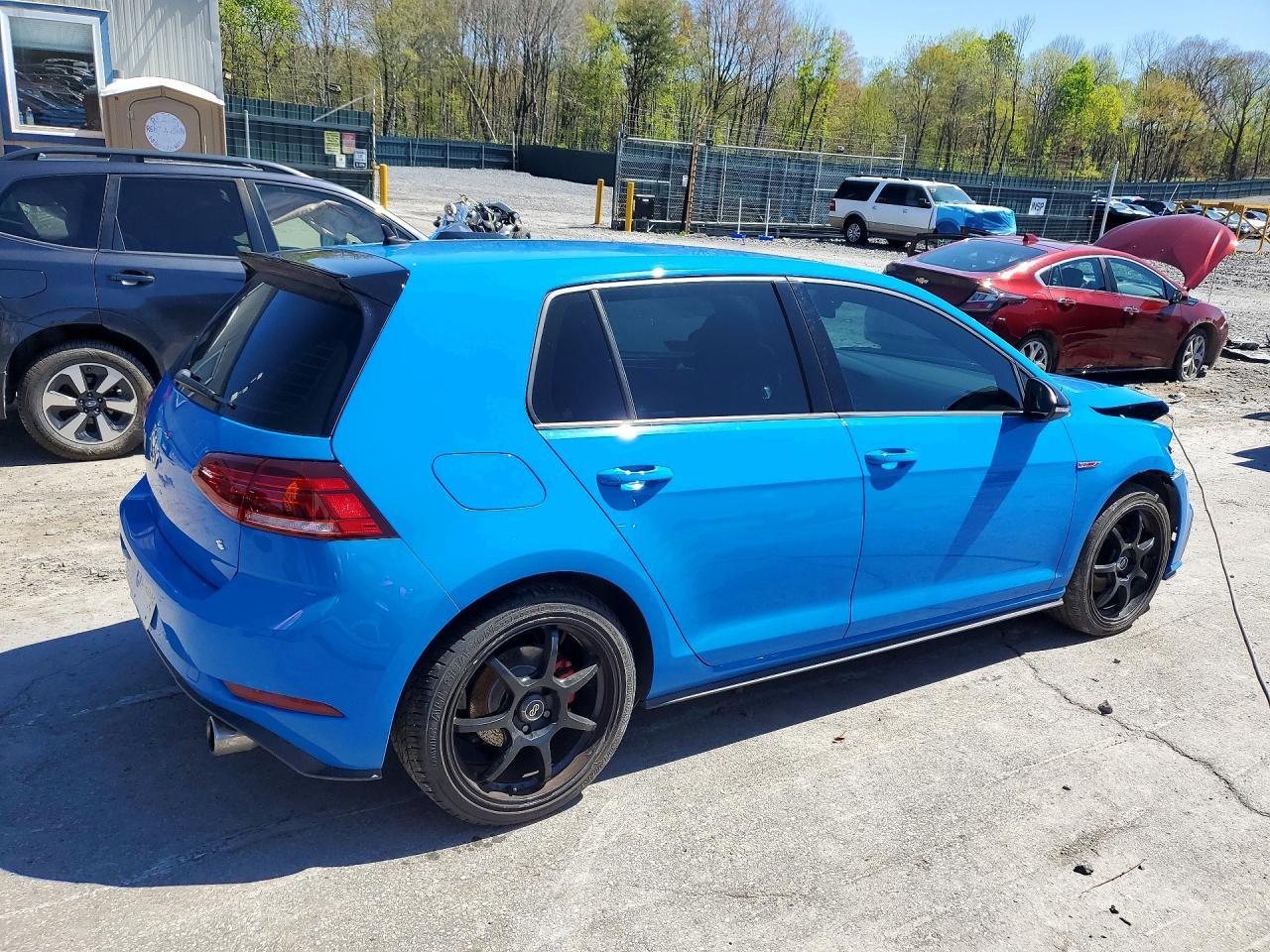 2019 Volkswagen Gti S - Image 3