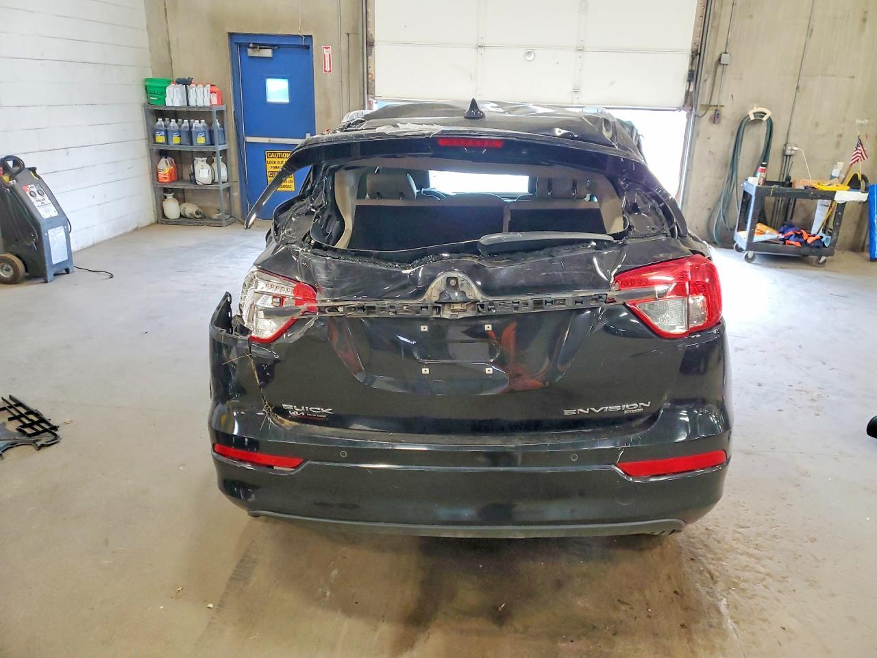 2017 Buick Envision Essence - Image 6