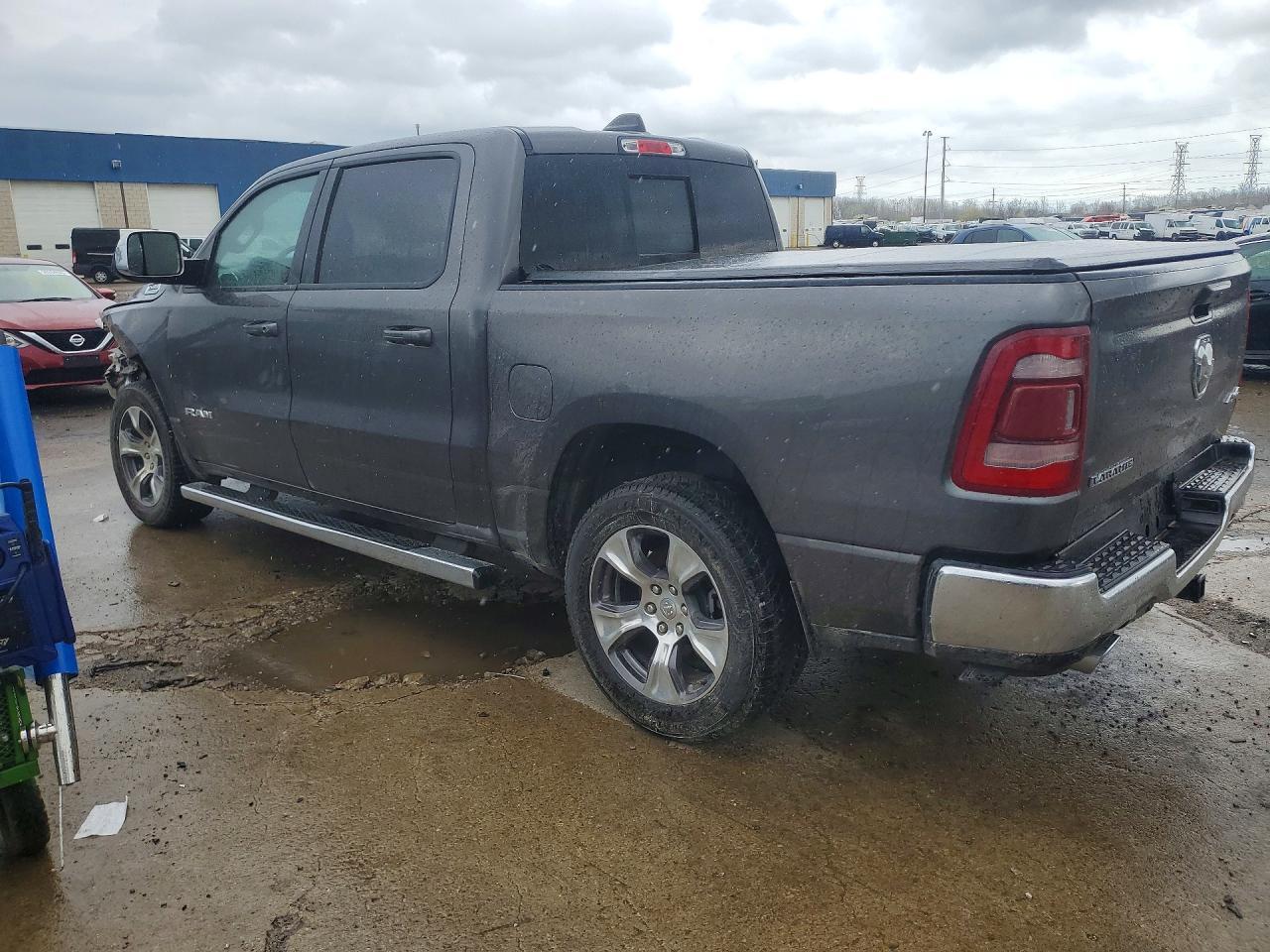 2024 Ram 1500 Laramie - Фото 2