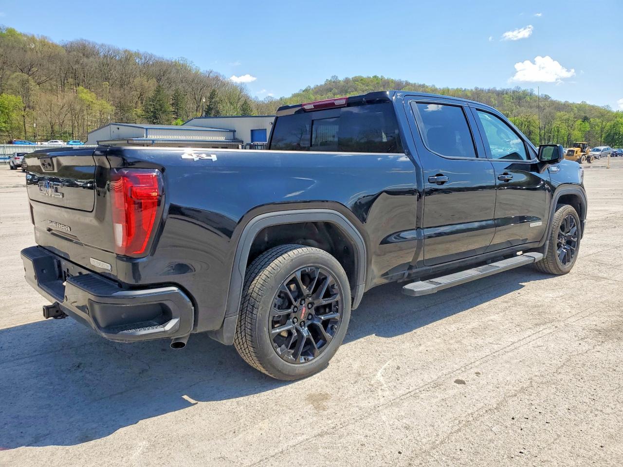 2025 GMC Sierra K1500 Elevation - Фото 3