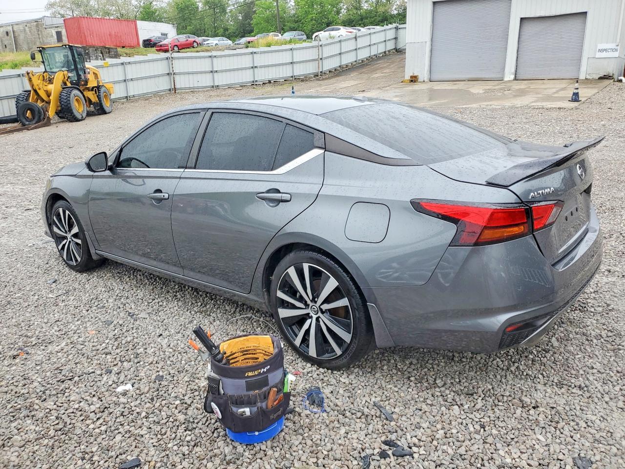 2019 Nissan Altima Sr - Фото 2