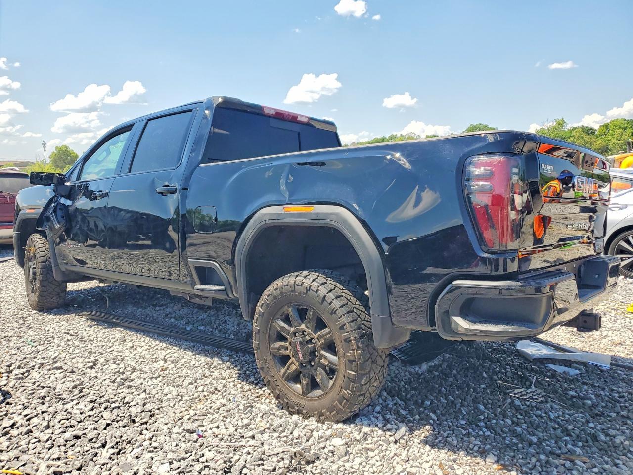 2026 GMC Sierra K2500 At4 - Фото 2
