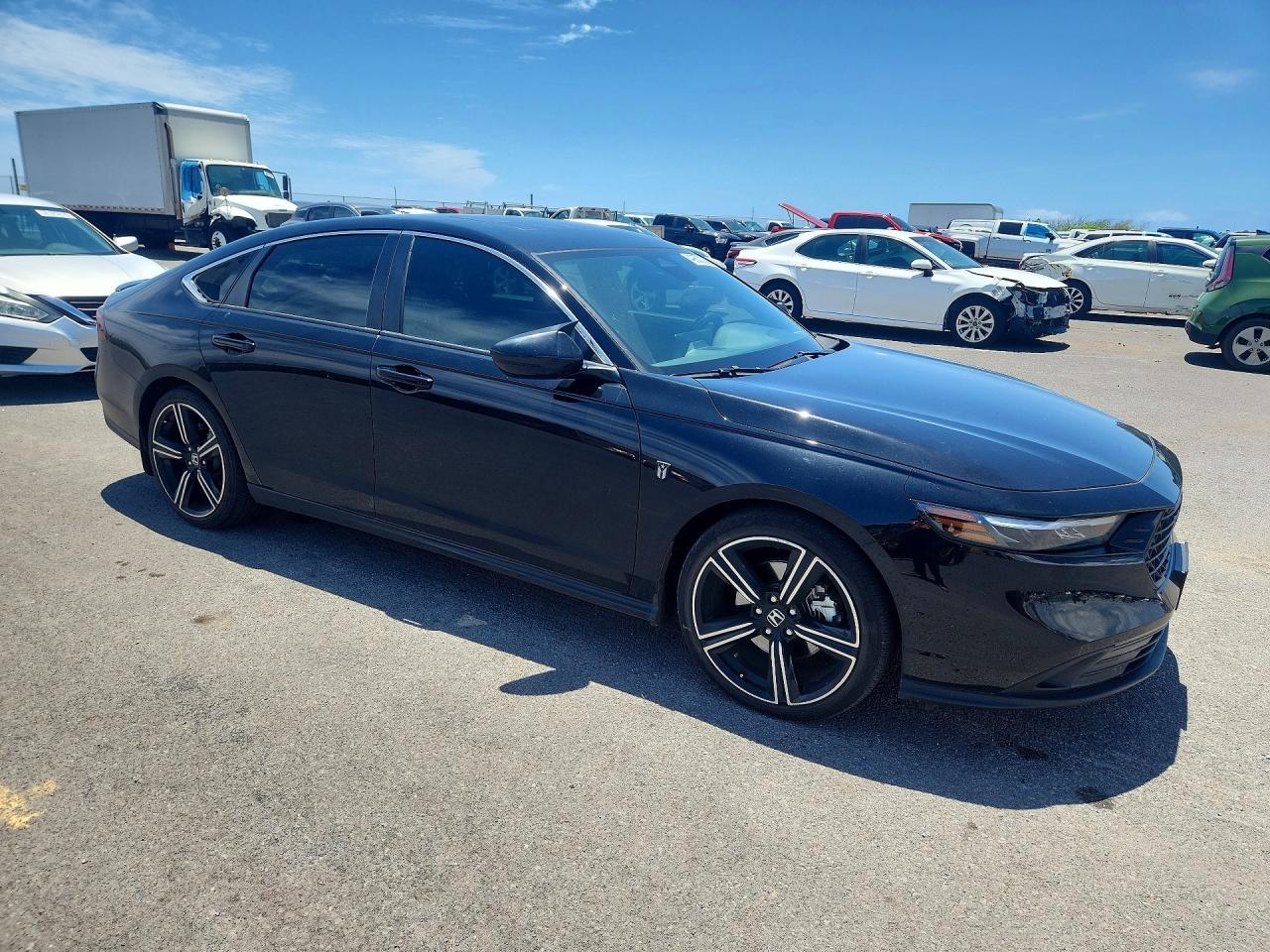 2024 Honda Accord Hybrid Sport - Image 4