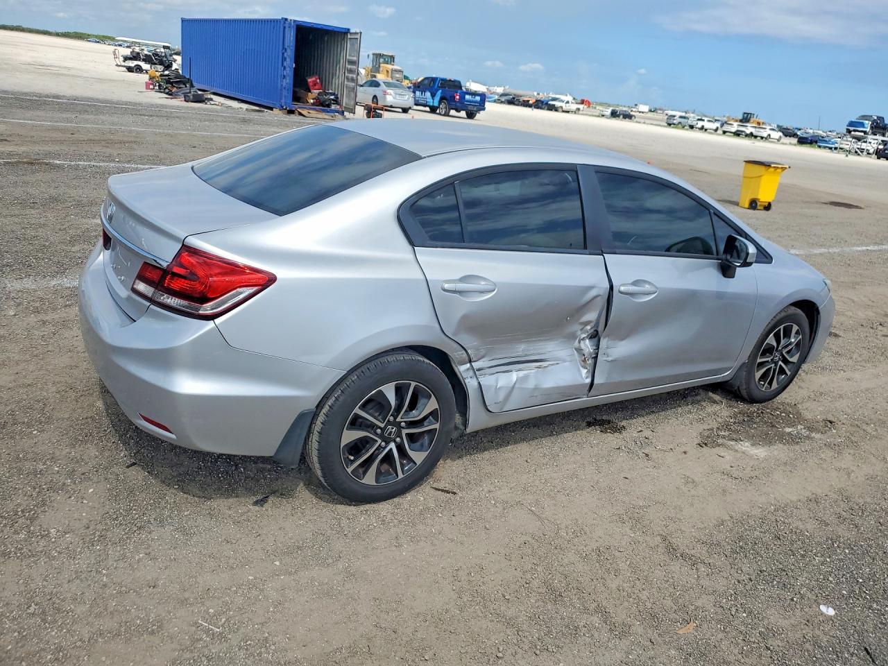 2015 Toyt Civic - Фото 3