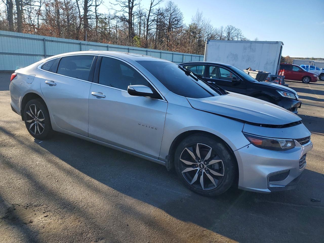 2018 Chevrolet Malibu Lt - Image 4