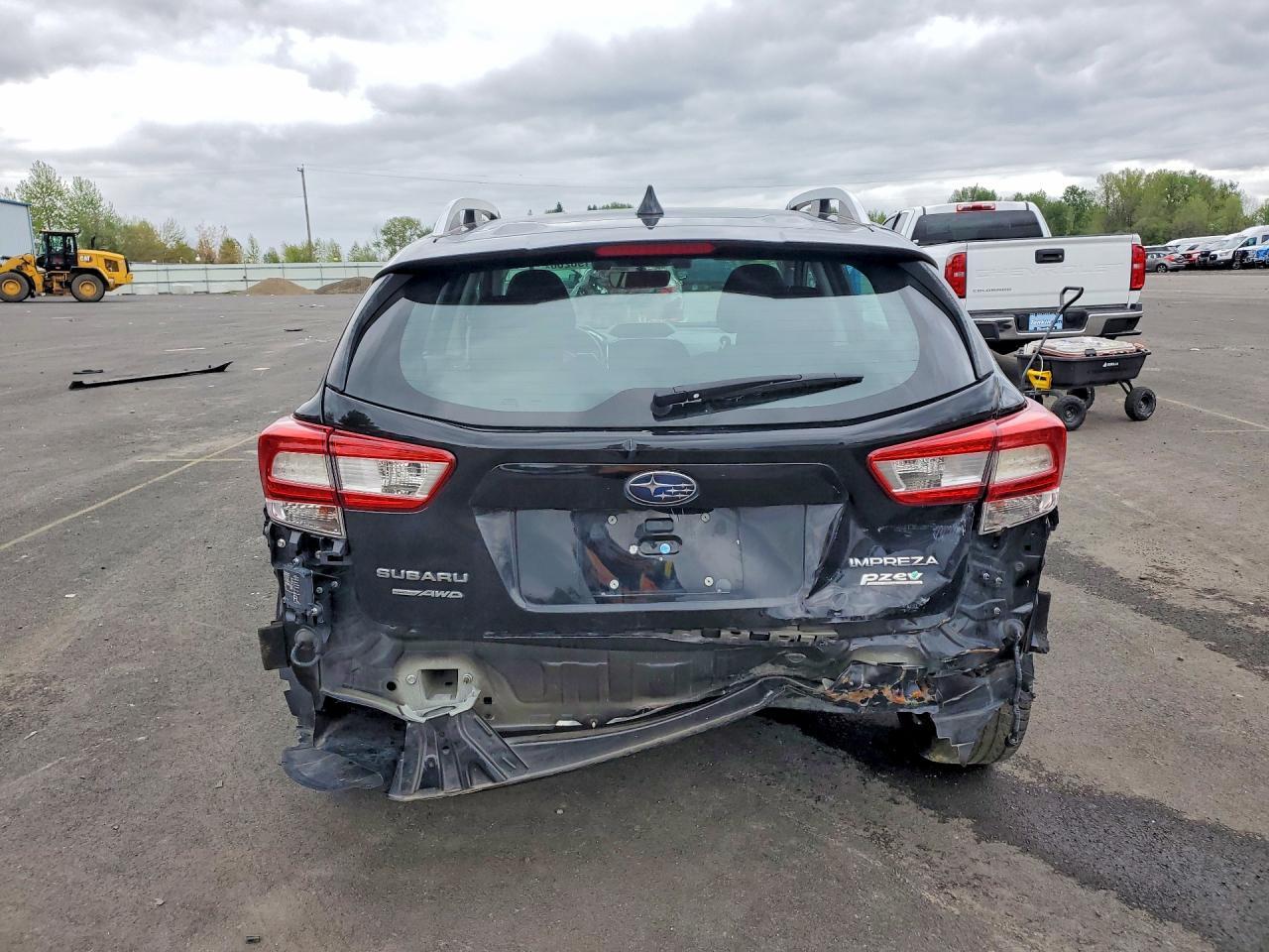 2017 Subaru Impreza Premium Plus - Фото 6