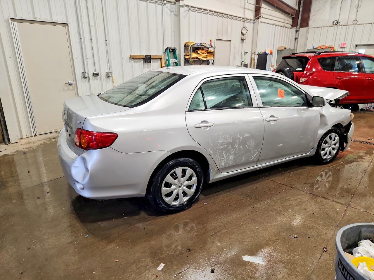 2010 Toyota Corolla Le - Image 3