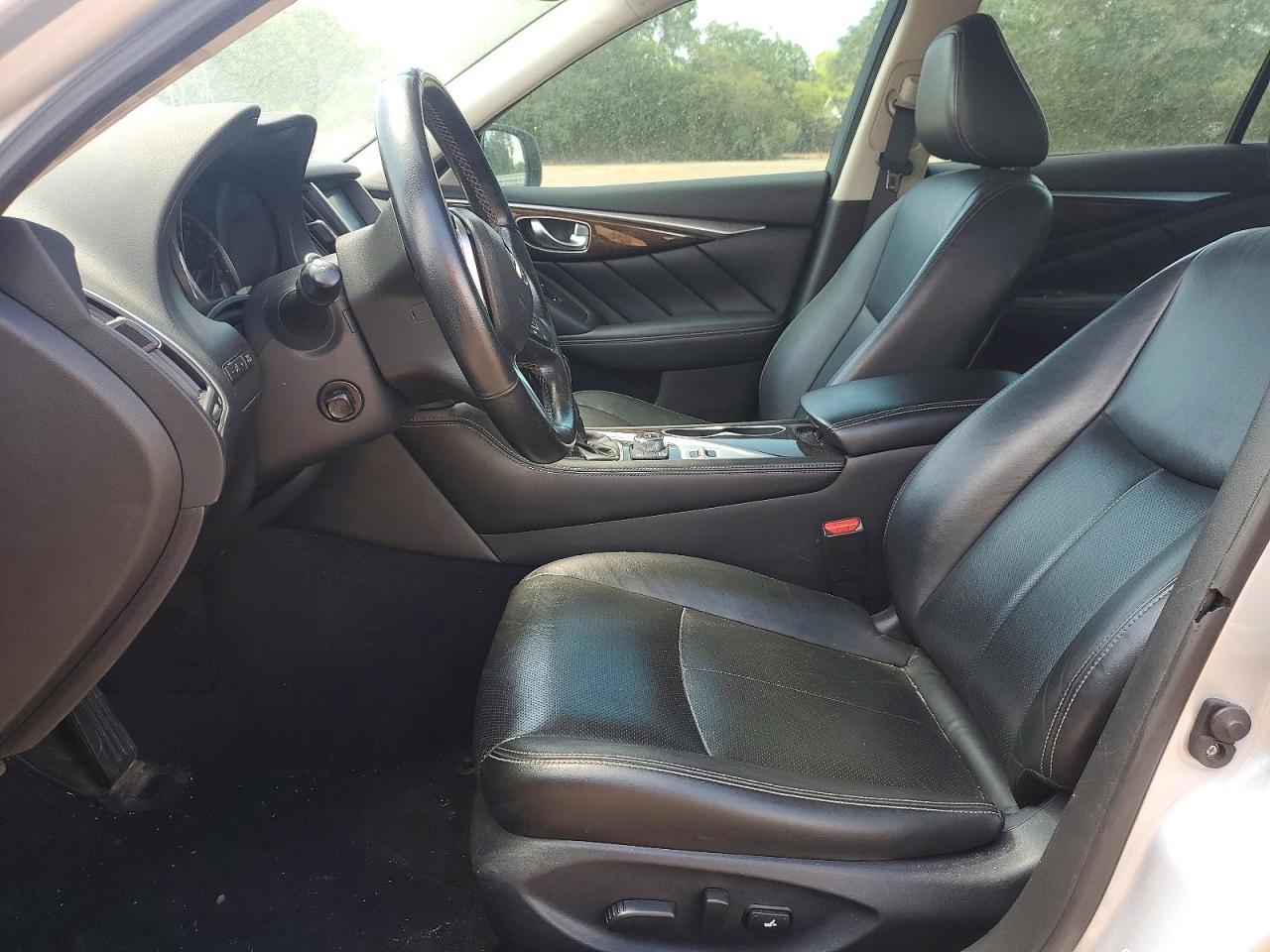 2018 Infiniti Q50 3.0T Luxe - Image 7