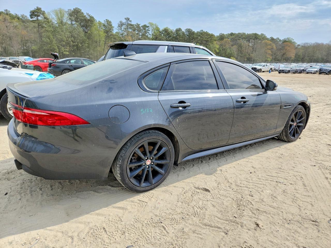 2016 Jaguar Xf R - Sport - Фото 3