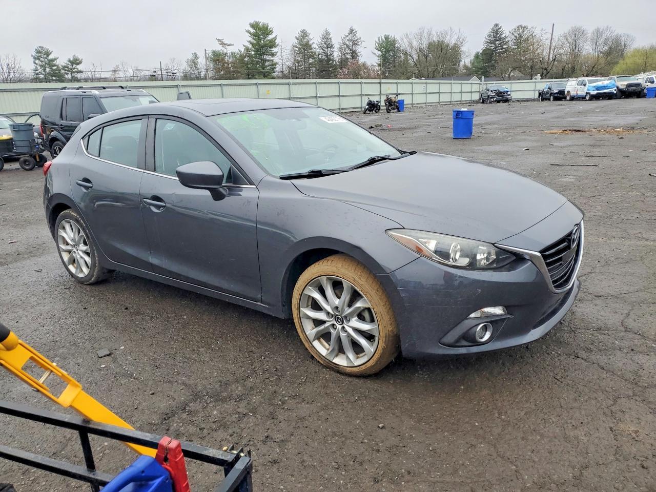 2016 Mazda 3 Touring - Image 4