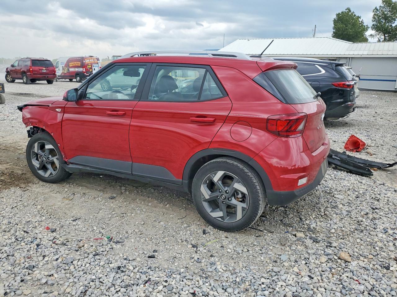 2023 Hyundai Venue Limited - Фото 2