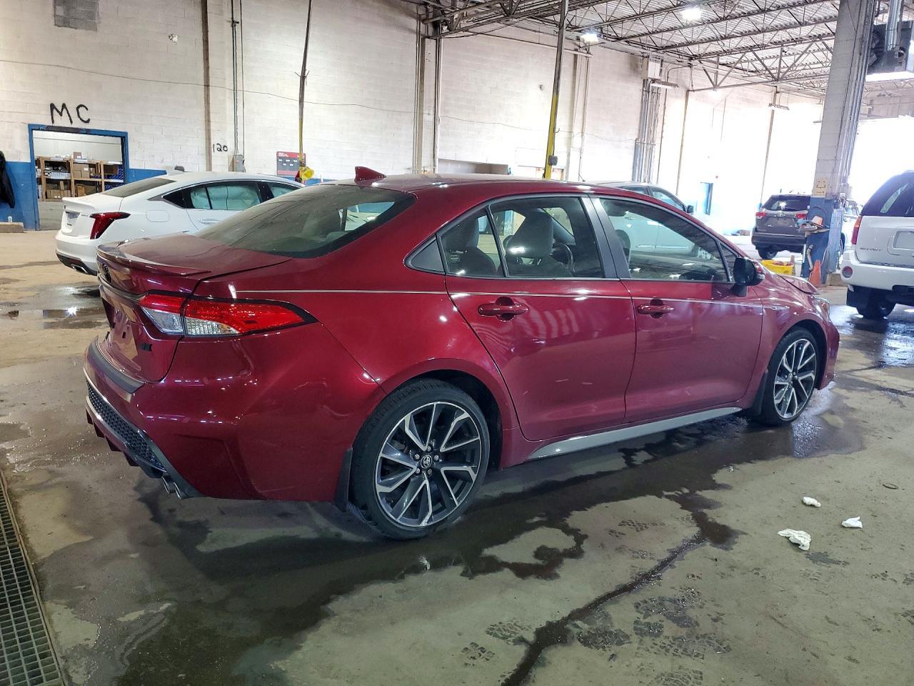 2022 Toyota Corolla Se - Фото 3