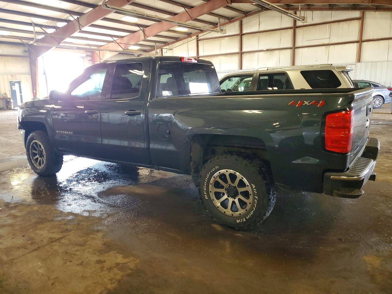 2018 Chevrolet Silverado K1500 - Фото 2