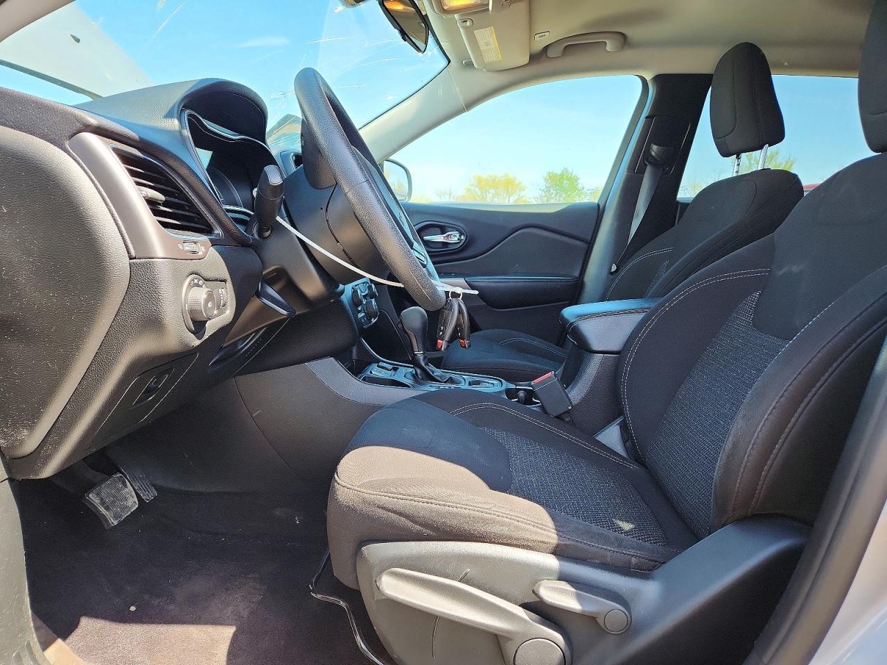 2019 Jeep Cherokee Latitude - Фото 7