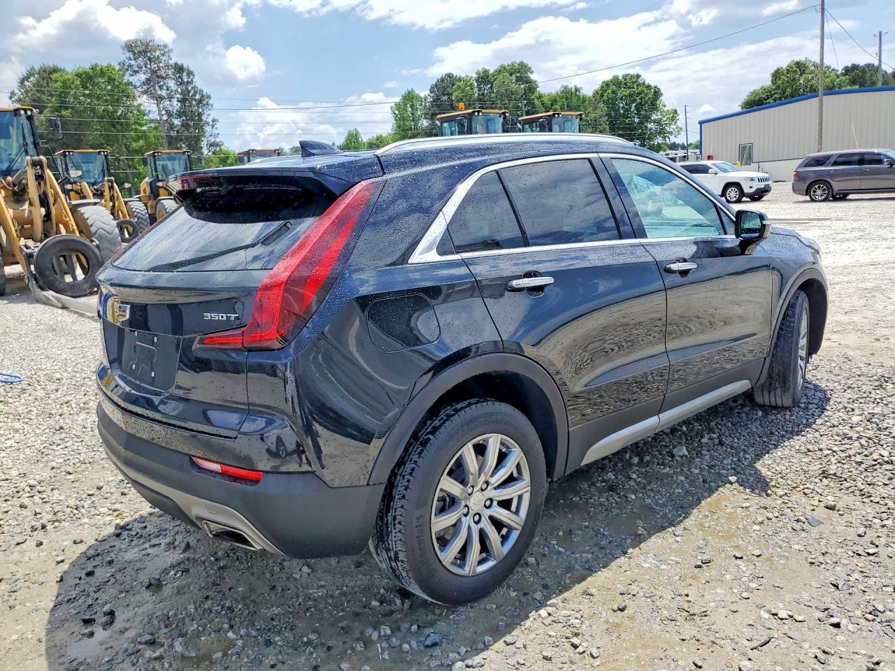 2023 Cadillac Xt4 Premium Luxury - Фото 3