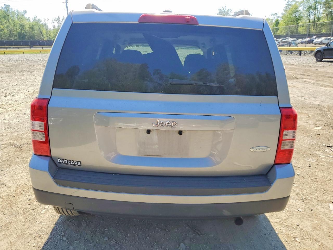 2017 Jeep Patriot Latitude - Image 6