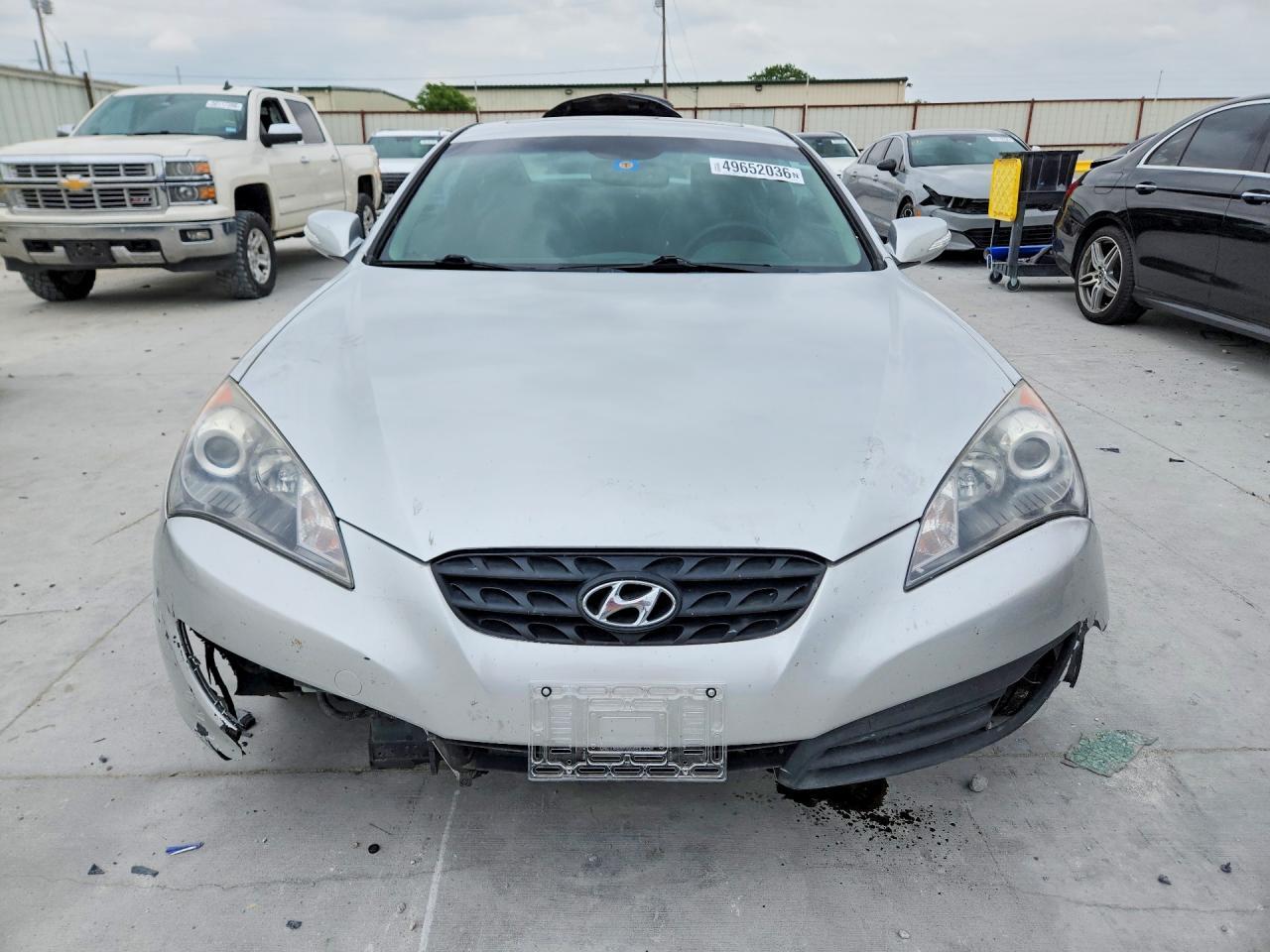 2012 Hyundai Genesis Coupe 3.8L - Фото 5