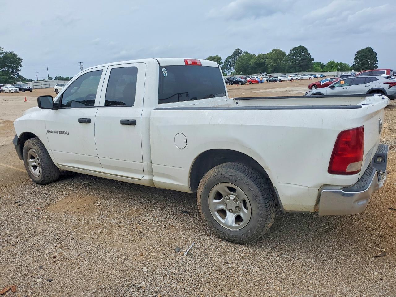 2011 Dodge Ram 1500 - Фото 2