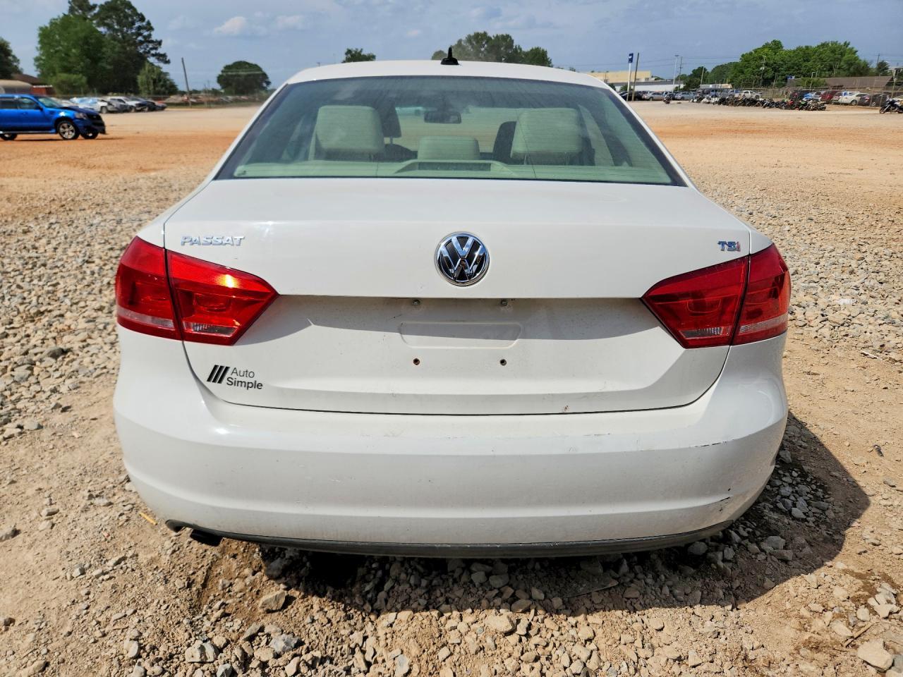 2014 Volkswagen Passat S - Image 6
