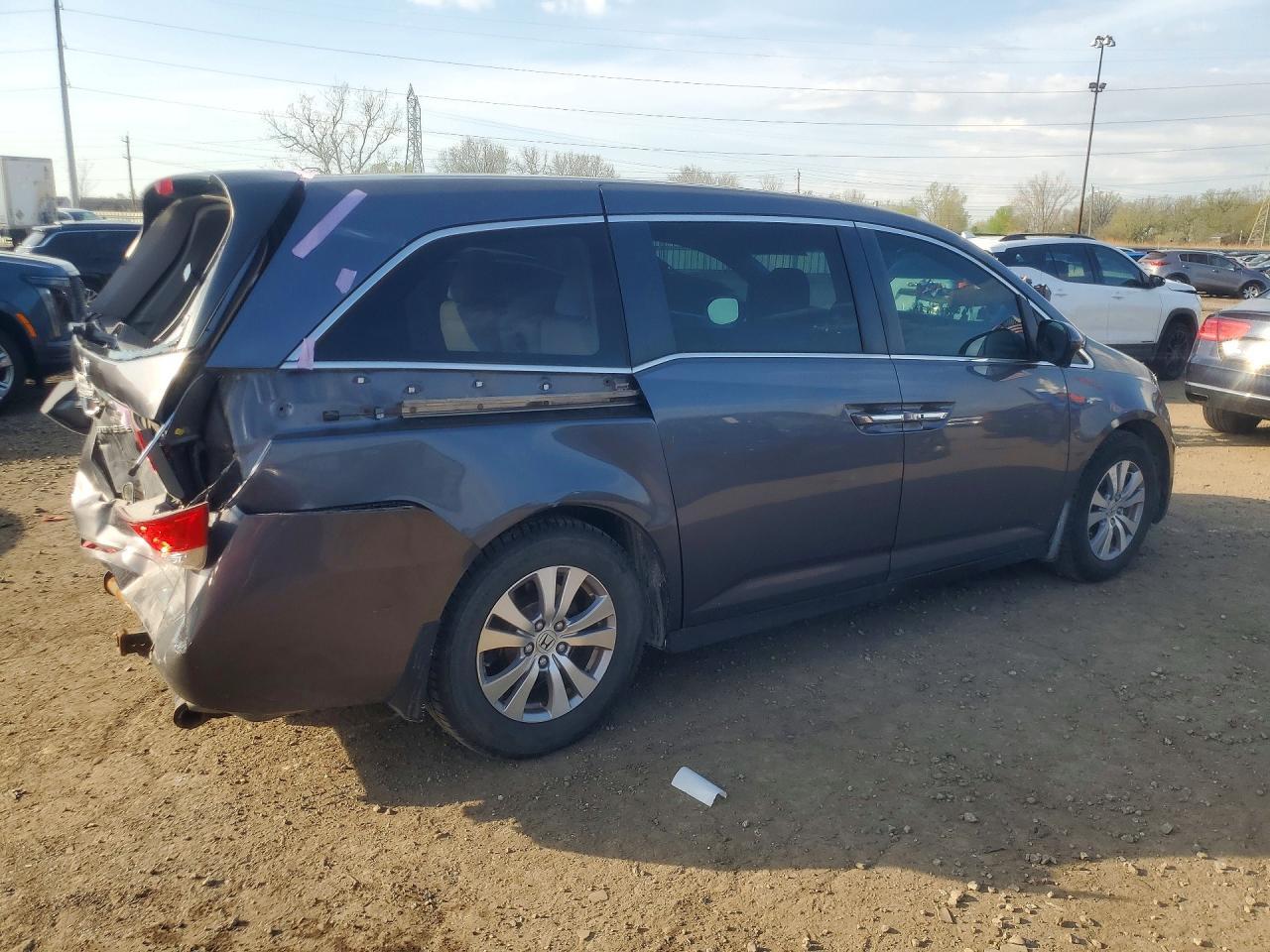 2016 Honda Odyssey Ex - Фото 3
