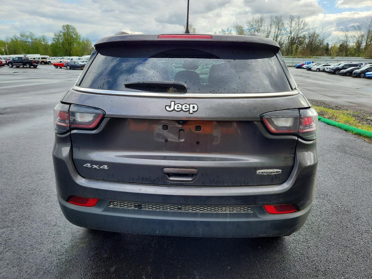 2022 Jeep Compass Latitude Lux - Фото 6