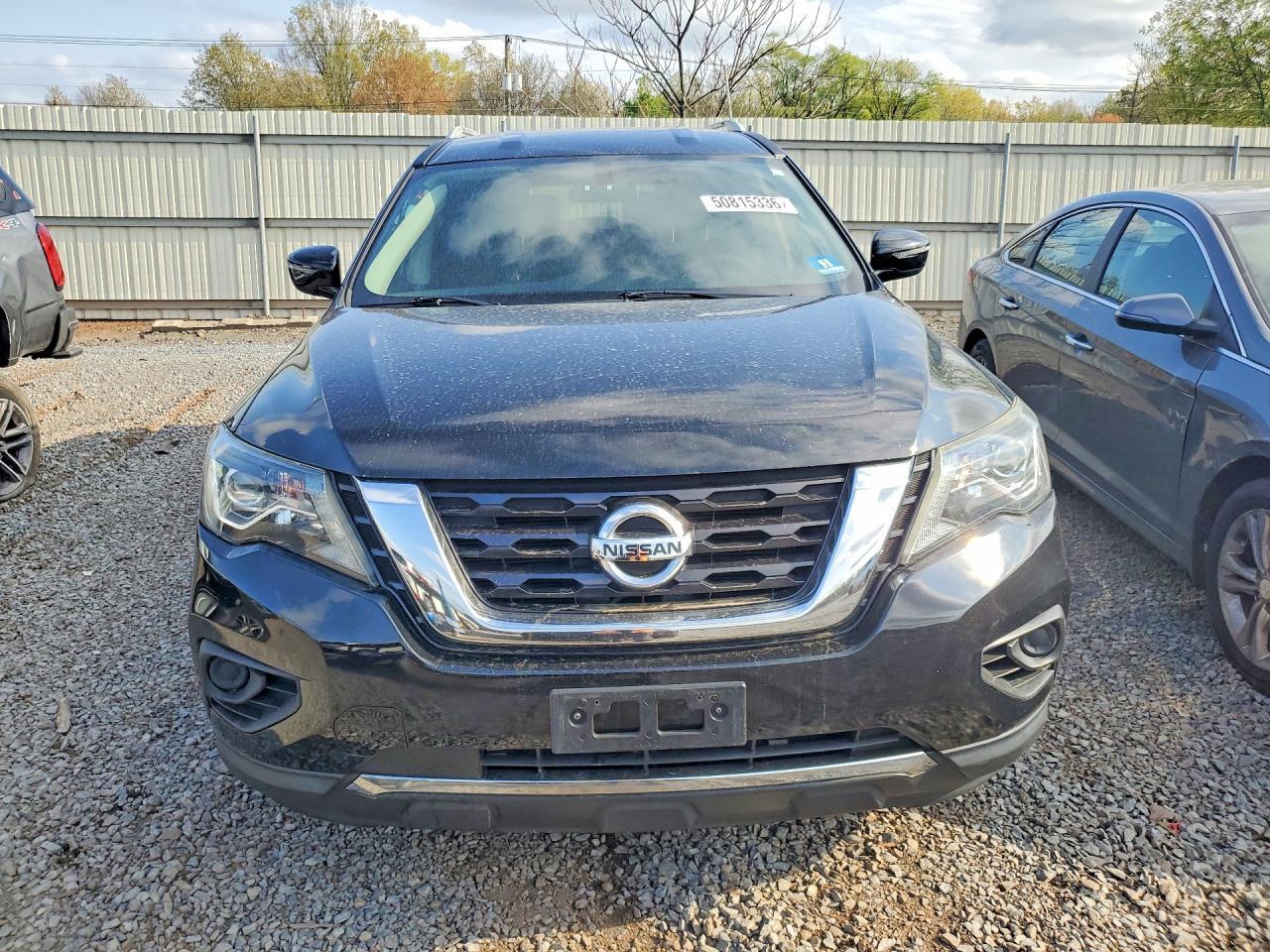 2019 Nissan Pathfinder S - Image 5