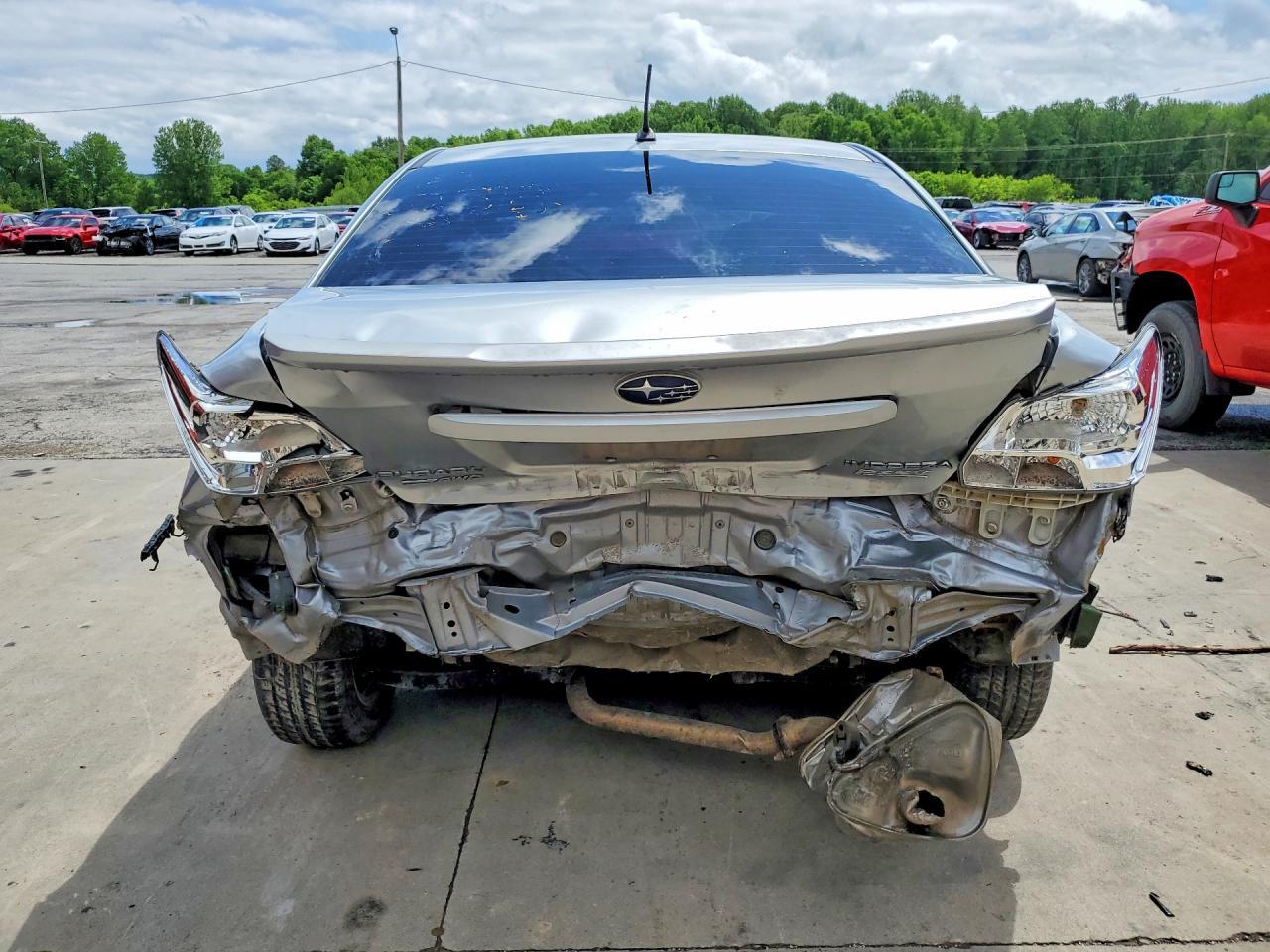 2015 Subaru Impreza Premium - Фото 6