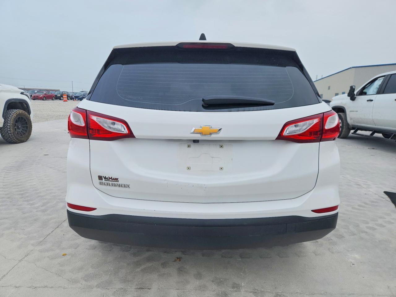 2021 Chevrolet Equinox Ls - Фото 6