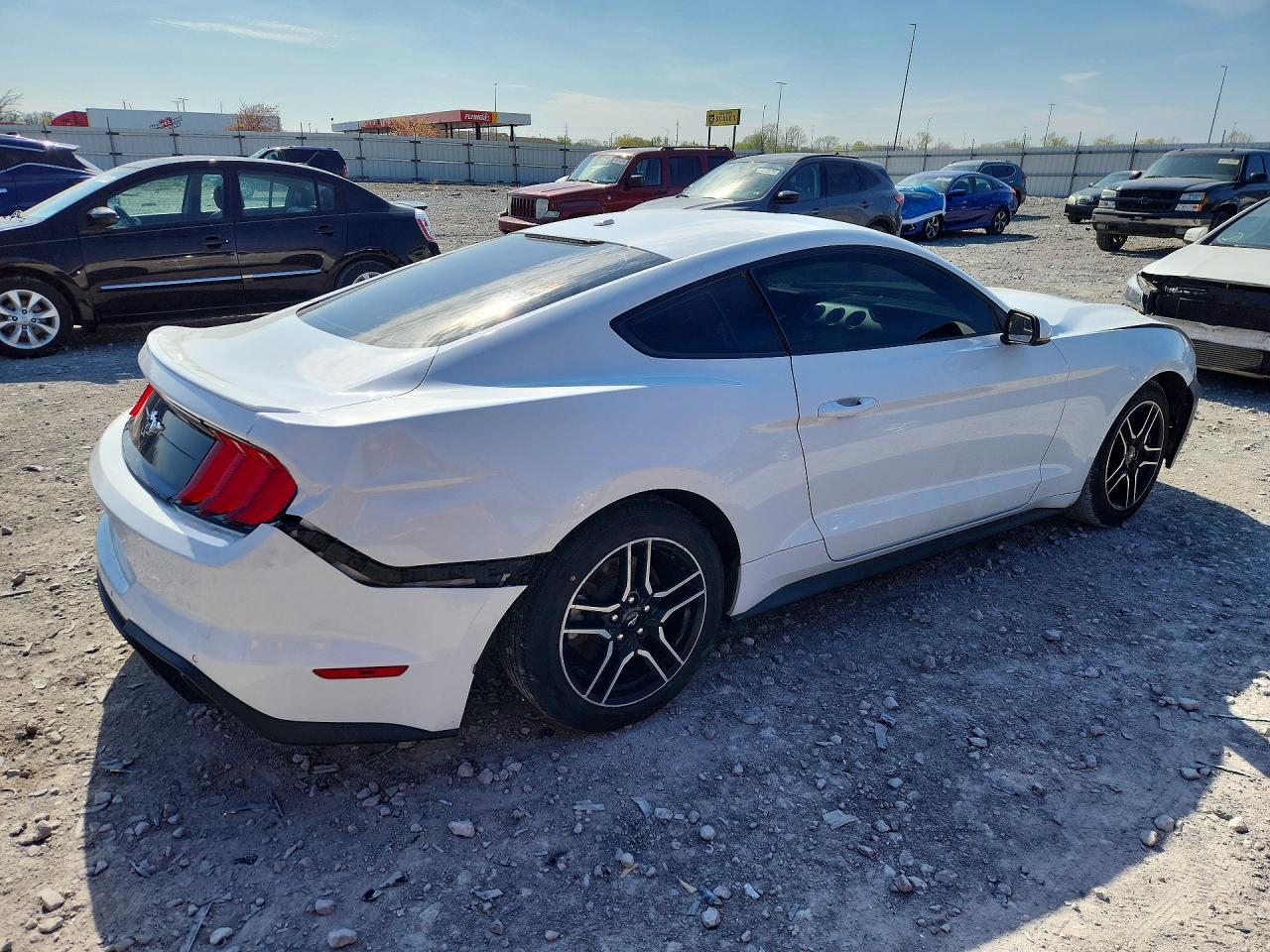 2020 Ford Mustang - Image 3