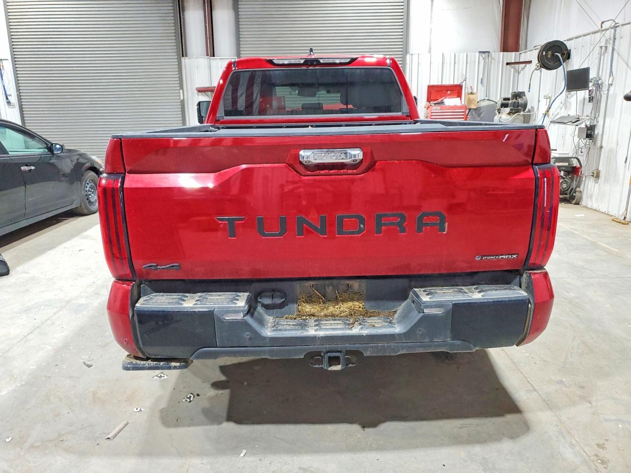 2025 Toyota Tundra Crewmax Limited - Image 6