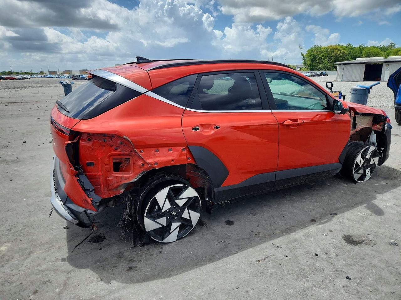 2024 Hyundai Kona Limited - Фото 3