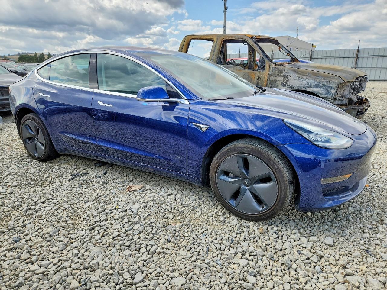 2018 Tesla Model 3 - Image 4