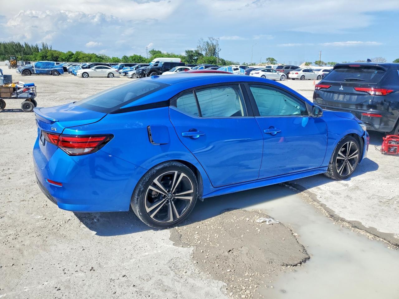 2022 Nissan Sentra Sr - Фото 3